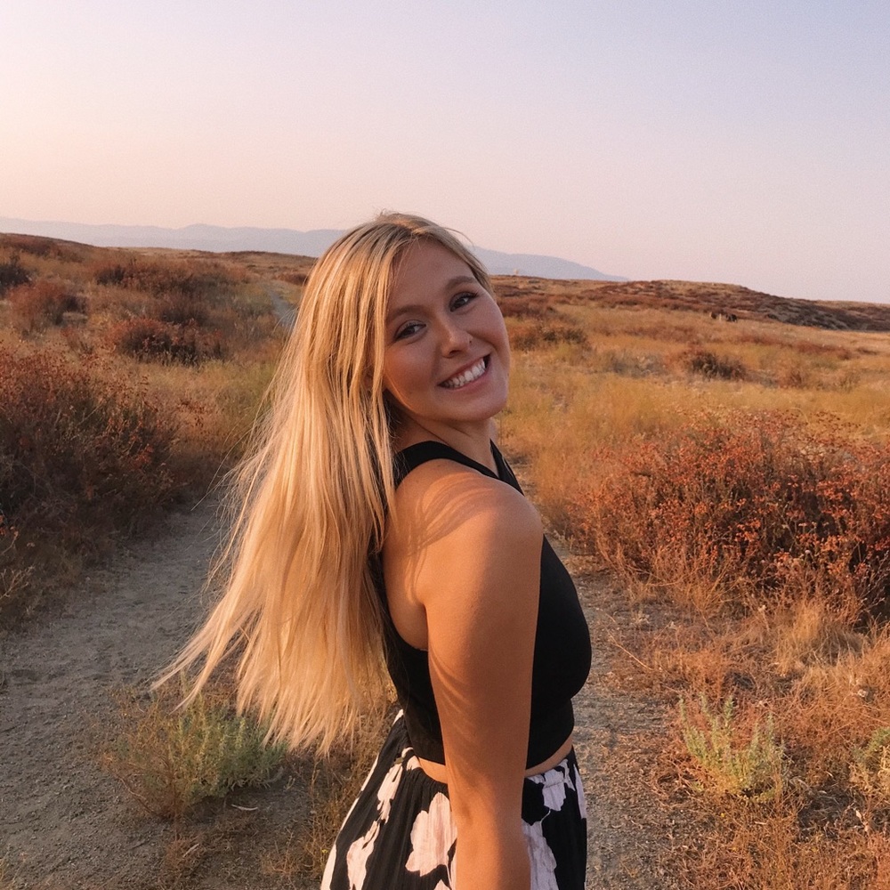 Meet your Posher, Abby